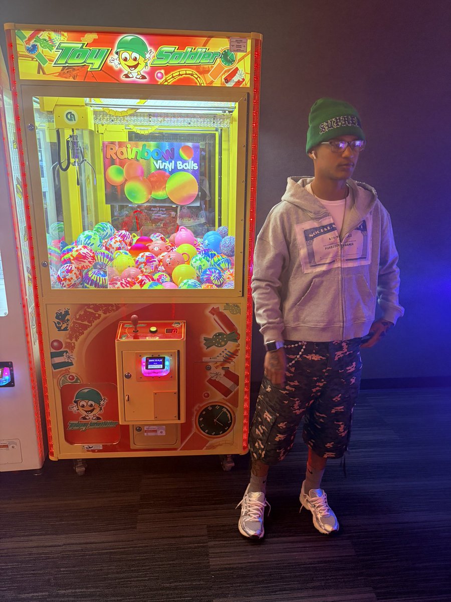 Professional Hater tweet media