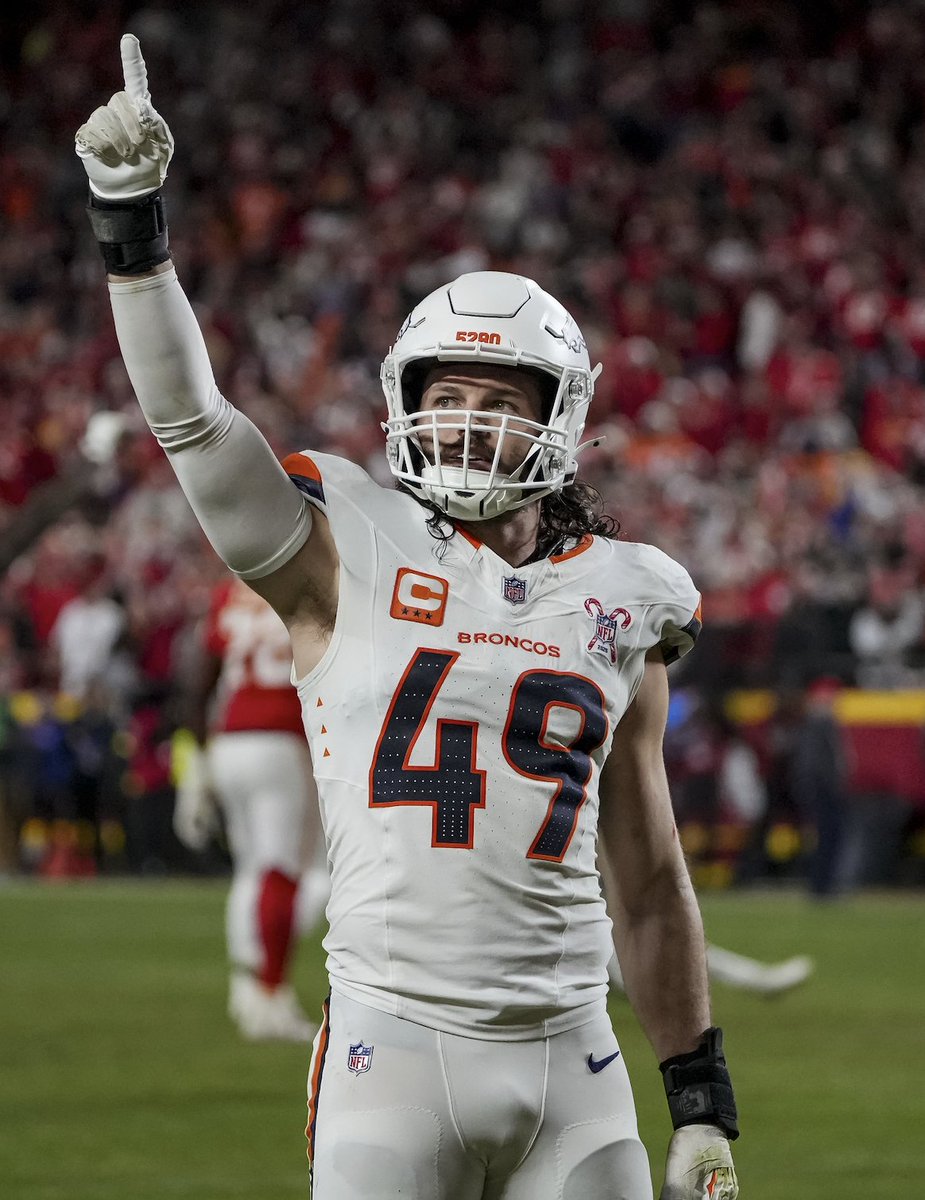 Zac Stevens tweet media