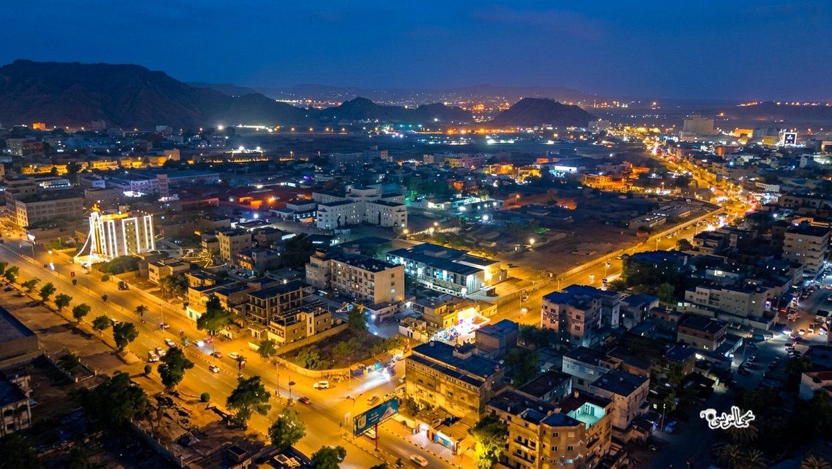 خور مكسر العاصمة الحبيبة عدن …🌙🌃