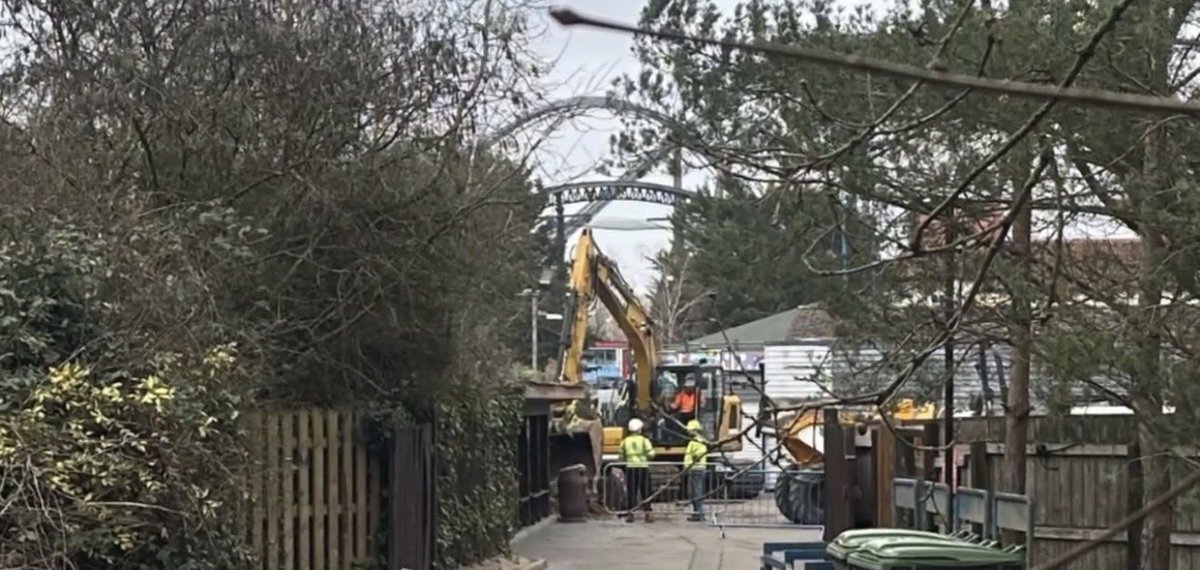 Thorpe Guide 🎢🗺️ tweet media