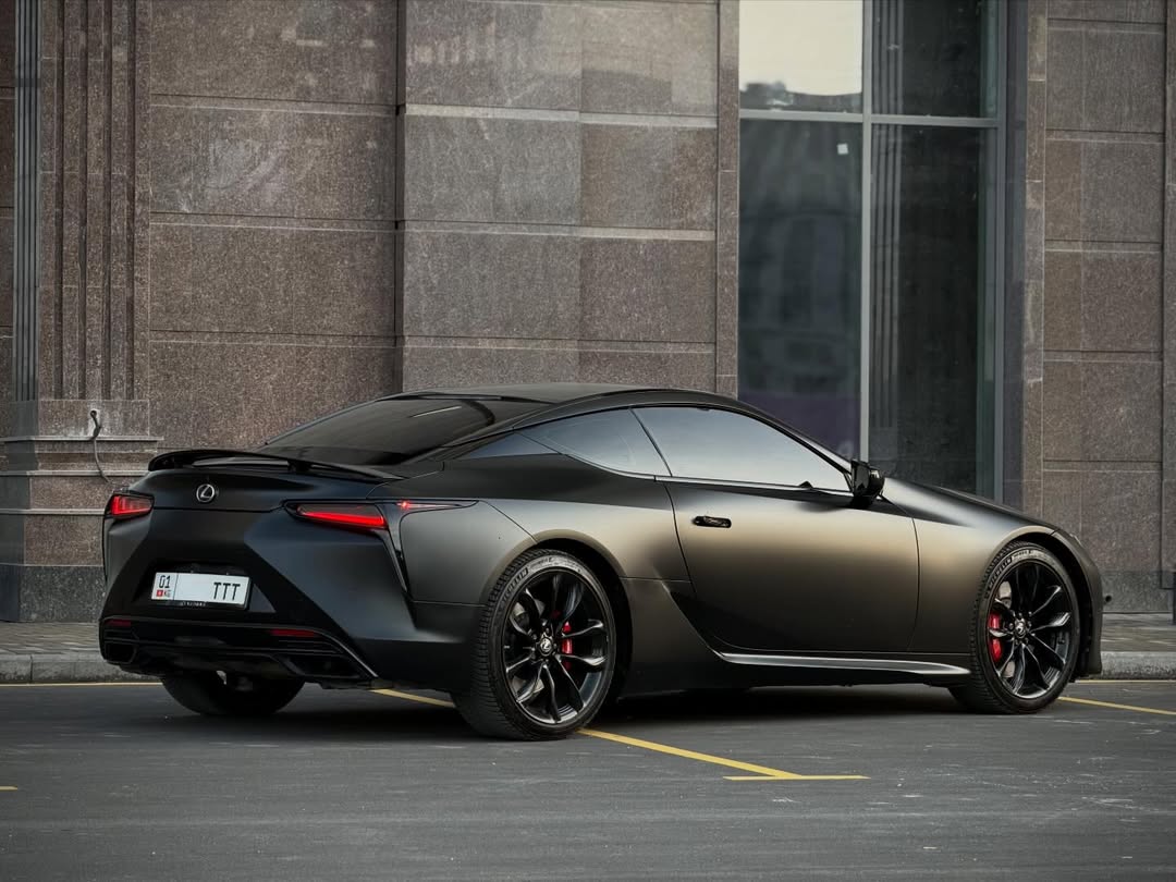 COMPETITION tweet media