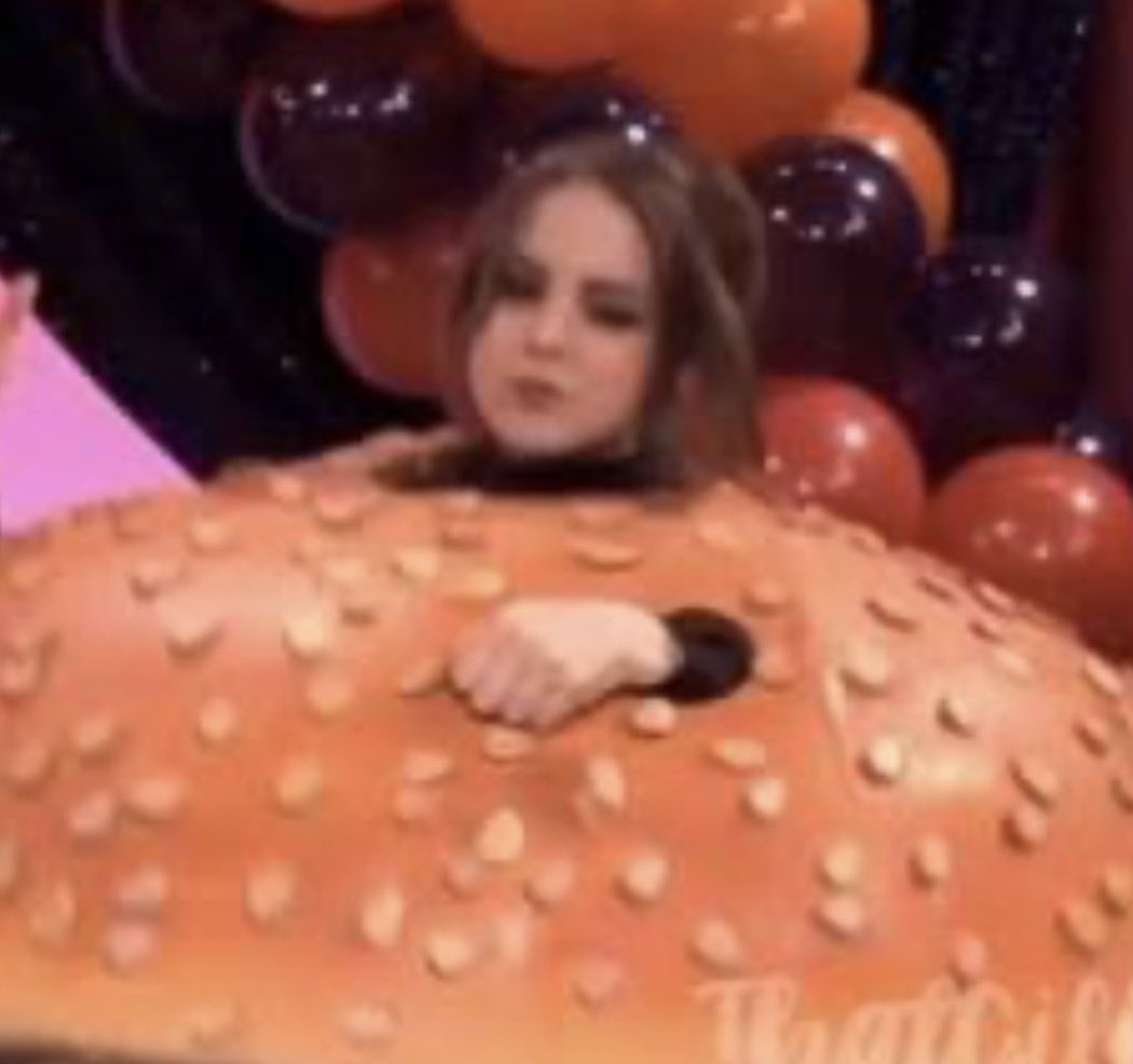 𝓜𝓻𝓼 𝓟𝓻𝓸𝓭𝓾𝓬𝓮𝓻 | #FREEKIMPETRAS tweet media