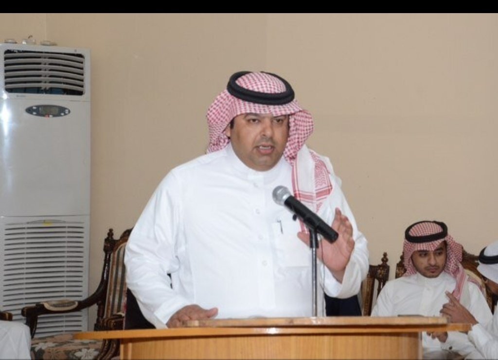 asg288's tweet photo. @khdier3500 @albader_m @almanea3 @ahm3375 وكذلك عراب الصعود الثالث 
الأستاذ عبدالله الناصر رئيس سابق ومتواجد في كل المباريات ...

الزلفي عشق وانتماء وولاء وتضحية ....
رؤساء يضربون أورع الأمثلة في الانتماء والعشق للنادي .. https://t.co/bLP3BeK9lR