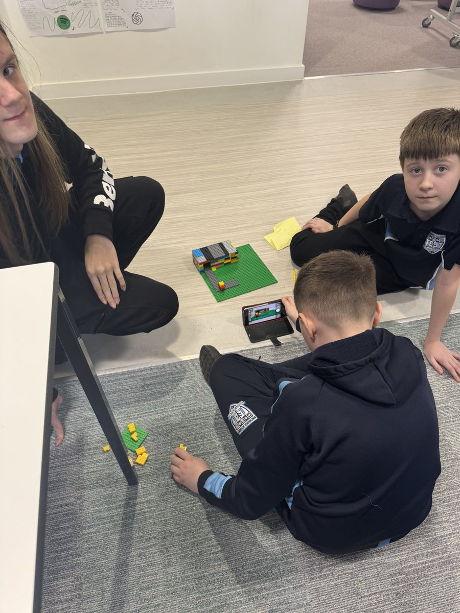 Mrs Nicholson tweet media