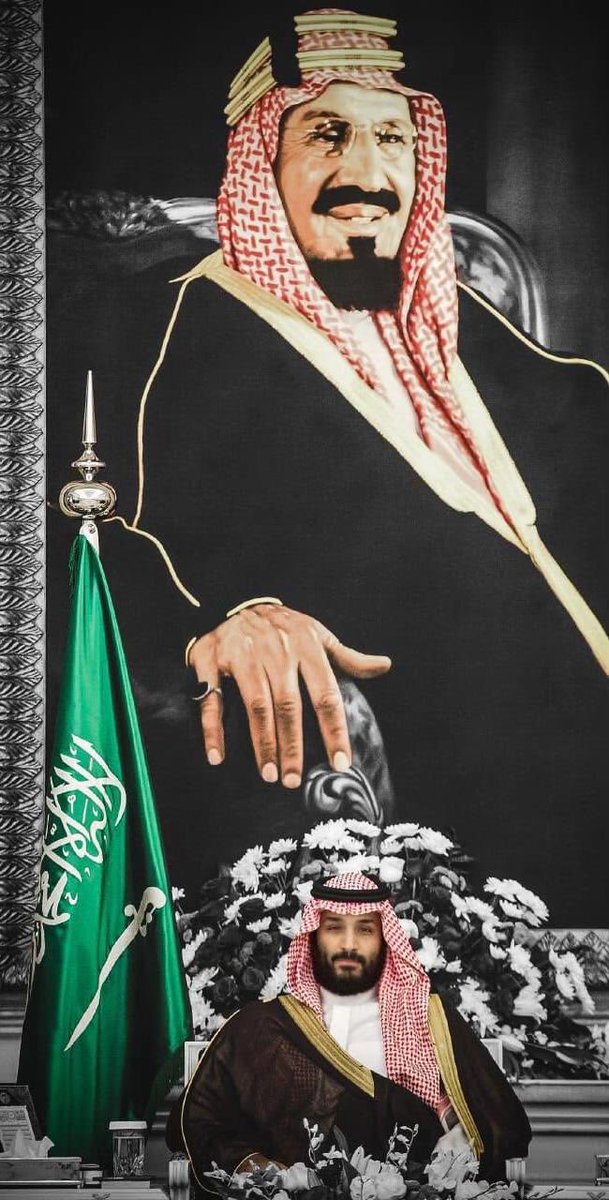 rmq_oo's tweet photo. بين نيران أمريكا وطموحات إيران،
اختار القائد طريقاً ثالثاً: 
الاستقرار والحنكة ليست في دخول الحرب، بل في منعها من الوصول إلى حدودك السياسة هي ألا تكون وقوداً لحروب الآخرين وهذا ماتريده الدول الأخرى لكي تقلل من فاتوره الحرب🇸🇦💚

 #حماه_الوطن_وسيفه https://t.co/8Tul7AbOKJ