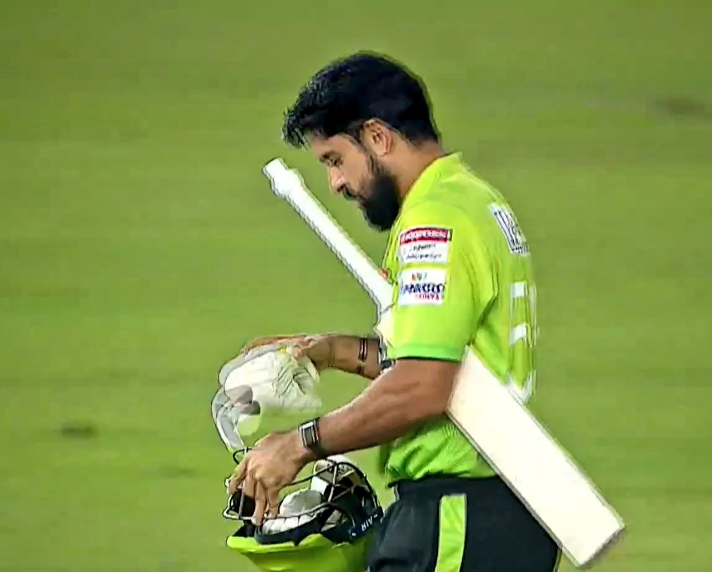 LahoreWhites's tweet photo. 🏏 ABS Developers National T20 Cup 2025-26 🏏

Captain finished in the style

We won the game by 6 Wickets 
2nd Victory in a Row🏏
🎉🎉🎉

Well played @MAkhlaq50 48 runs 🤞🎯

#FSDvLHRW | #NationalT20Cup https://t.co/BuUYMUJIDr
