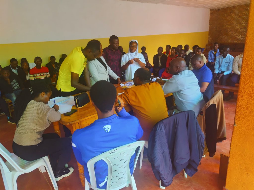 PUERI CANTORES KIGALI tweet media