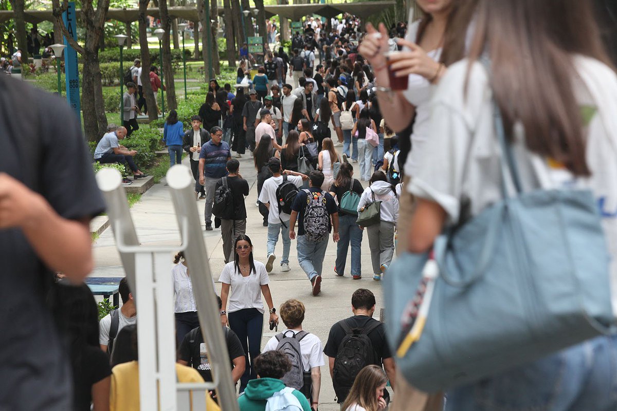 Biblioteca UCAB tweet media