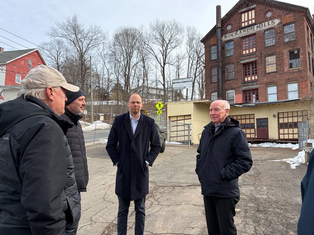 Rep. Joe Courtney tweet media