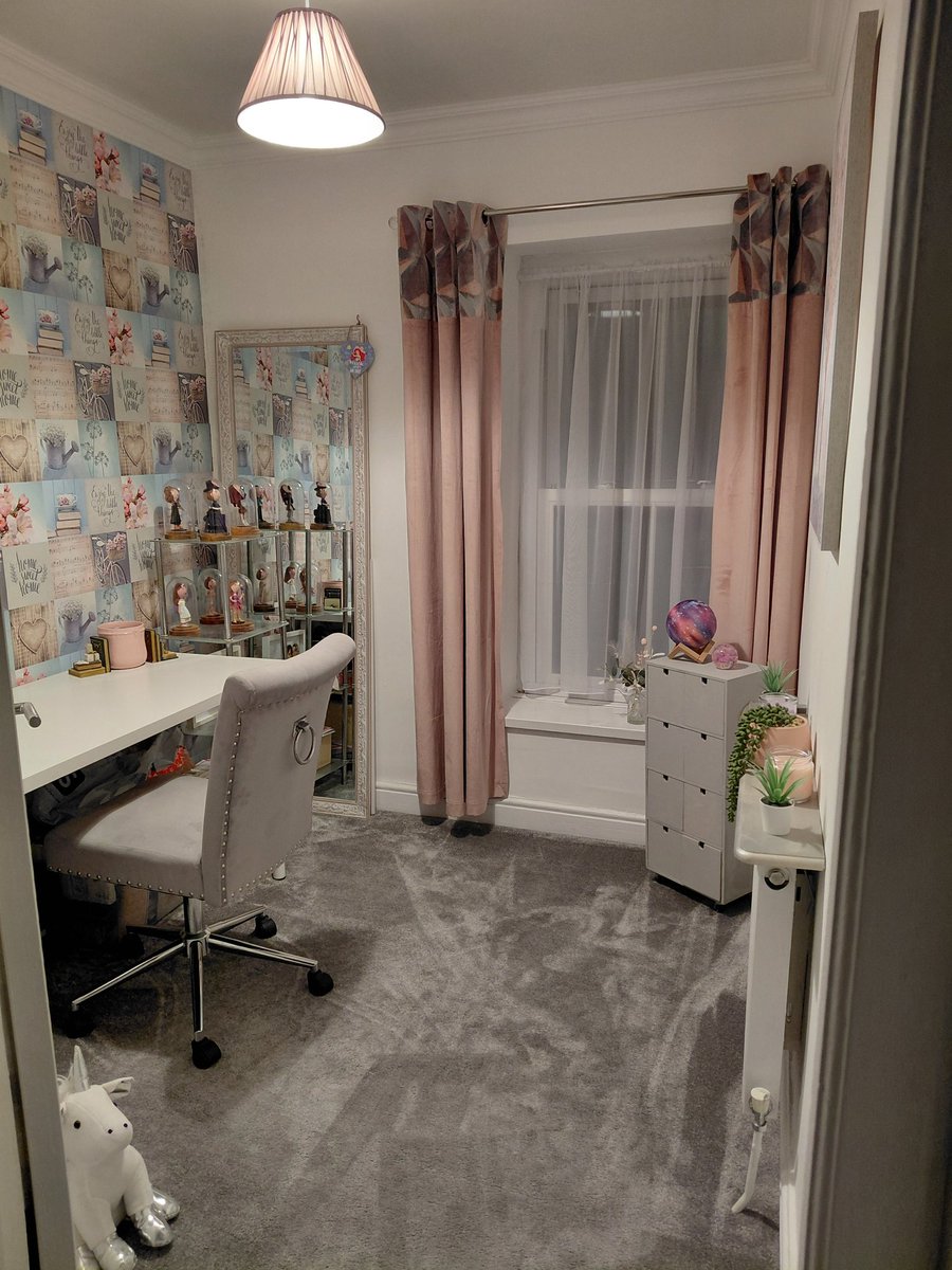 Kirsty Lewis tweet media