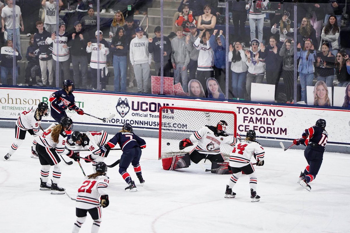 UConn Women's Hockey tweet media