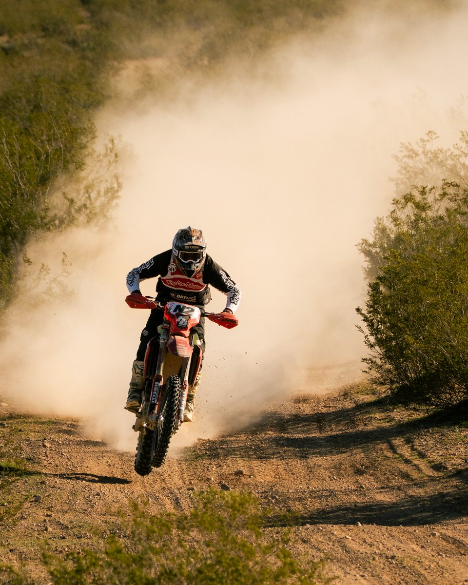 Pirelli MX tweet media