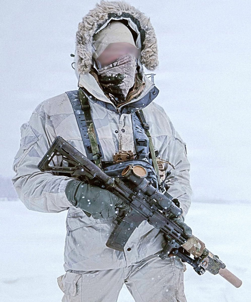 jmscaronte's tweet image. Naval Special Warfare Operator (SEAL) conducts live-fire training during Arctic Edge 2026.
#Usnavy #Seal