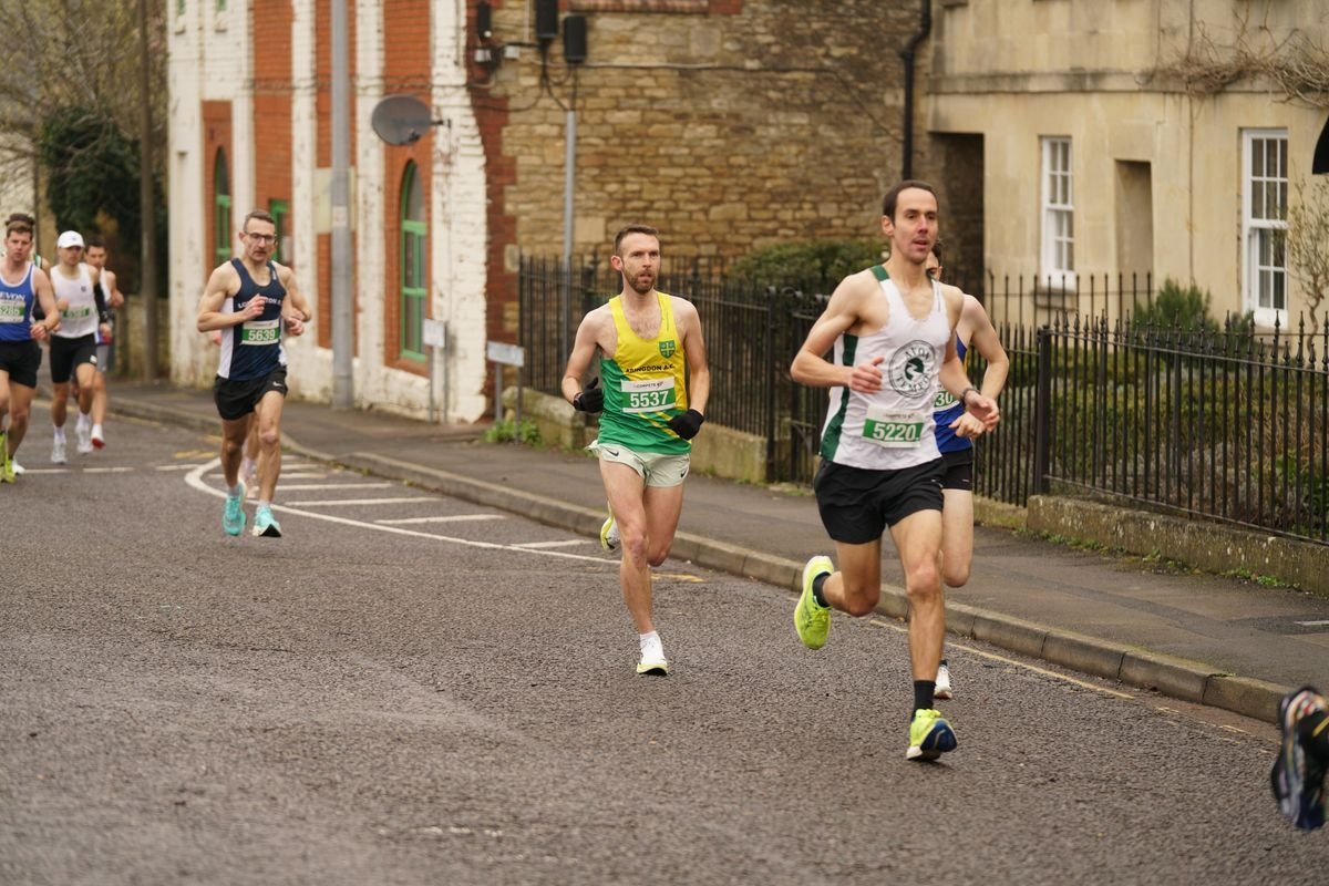 Cameron___W's tweet photo. New best (57.05) over 10 miles at Chippenham on Sunday, a good race, well organised, a good way to kick off the road season 💪 https://t.co/7cRrTlXbDA