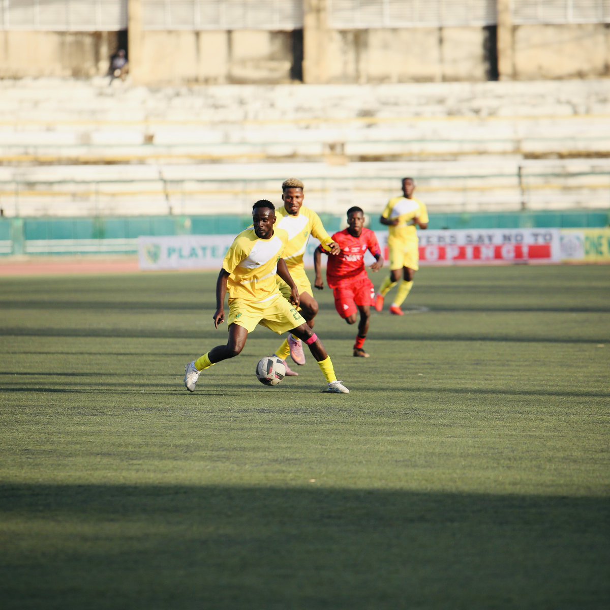 NPFL_News's tweet photo. 📸
Plateau United FC 3-0 Niger Tornadoes
#NPFL26 #PLATOR https://t.co/5SQ41SnZkH