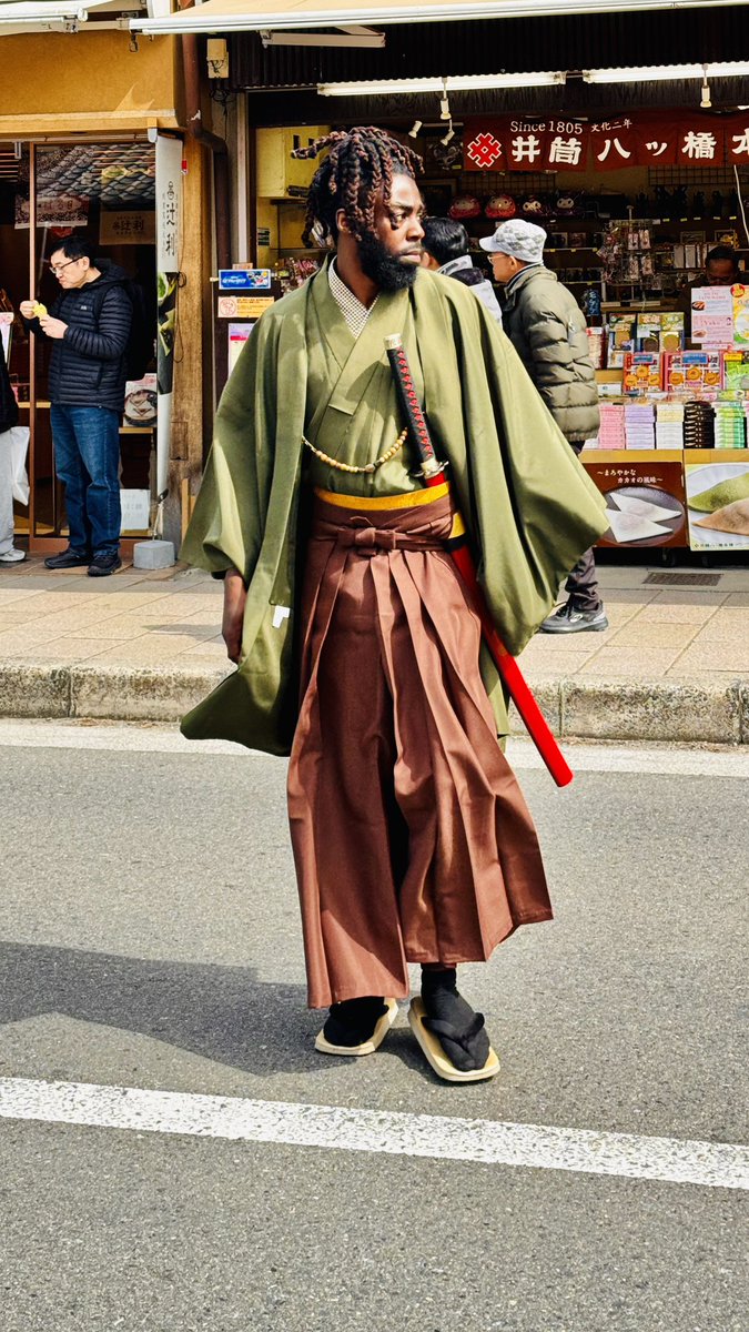 MADE23RR's tweet photo. Samurai Swag ⚔️⛩️🌸 https://t.co/ZhZZlXCfdS