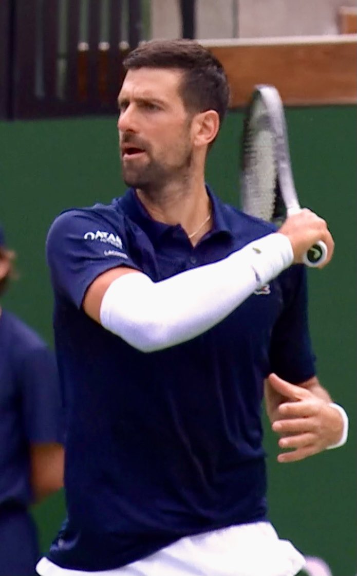 DjokovicUk's tweet image. Eye on the ball 🥎 and eye on the prize 🏆 

Novak reaches the sweet 16 at Indian Wells by beating Alex Kovacevic in a hard fought match 6:4 1:6 6:4

He achieved another record in the process….most Masters wins….4️⃣2️⃣0️⃣

Idemooo Noleeee 🙌

#NoleFam #djokovic𓃵 #BNPParibasOpen