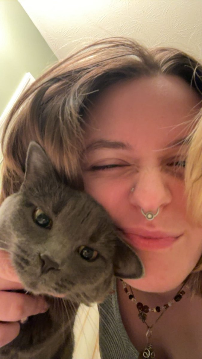 Izzy 🔜 indy tweet media