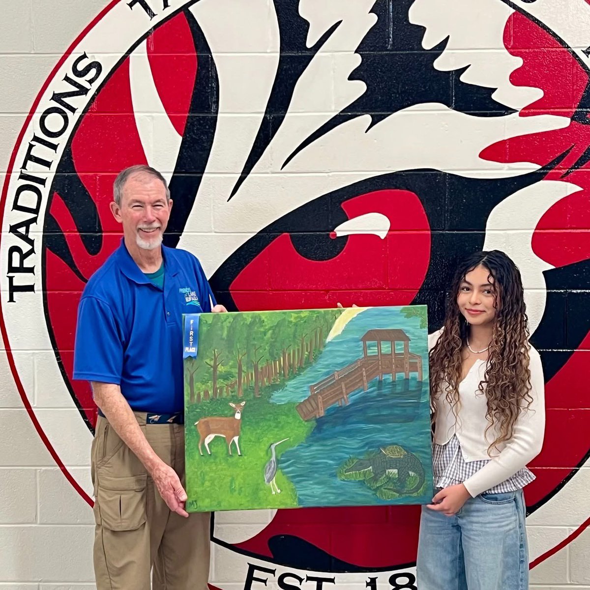 EufaulaCS's tweet photo. Congrats to all of the Friends of Lake Eufaula Art Contest winners! 🎨

A special shoutout to the overall winner Jimena Roblero (AMMS), and the high school division winner, Maria Mestra! Jimena’s winning artwork will be featured on the back of the t-shirts for Lake Cleanup Day. https://t.co/BMGkUMEICN