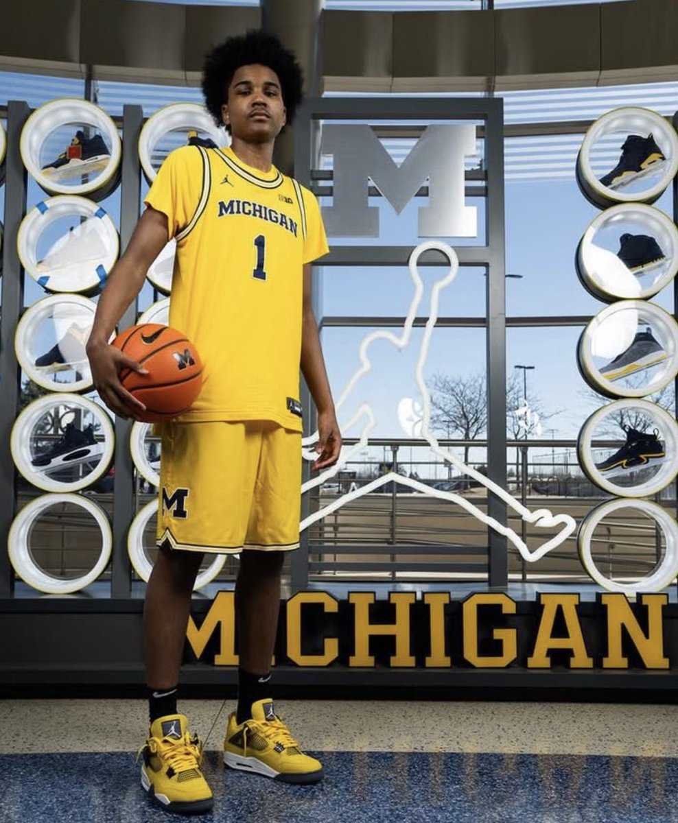 Coach Treal Holland II tweet media