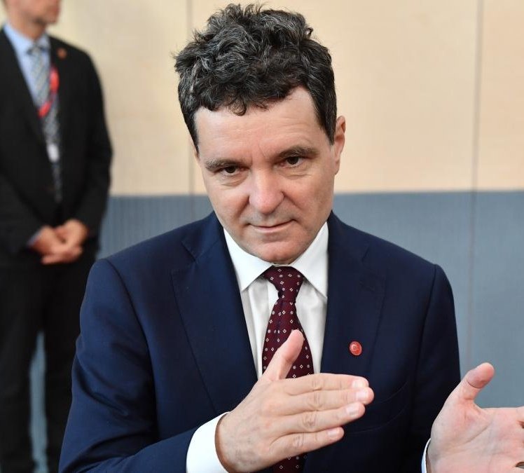 Daily Romania tweet media