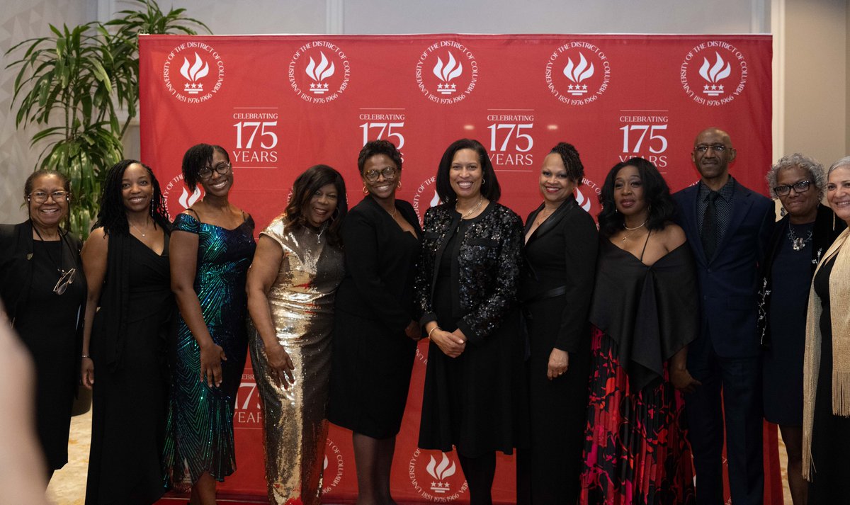 Mayor Muriel Bowser tweet media