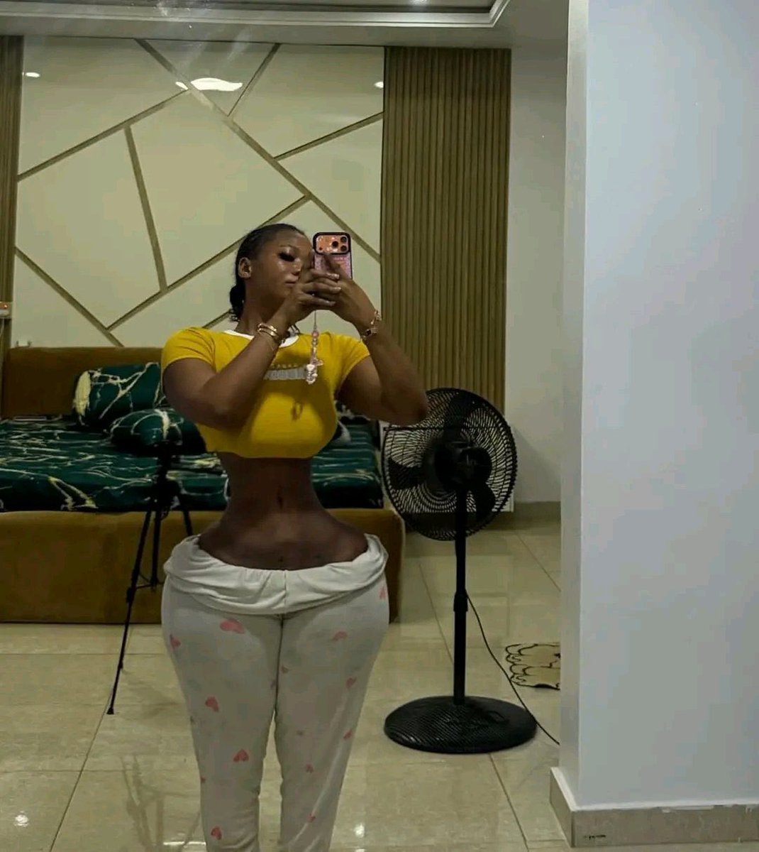 𝔼𝕤𝕞𝕒𝕣𝕥😎 tweet media