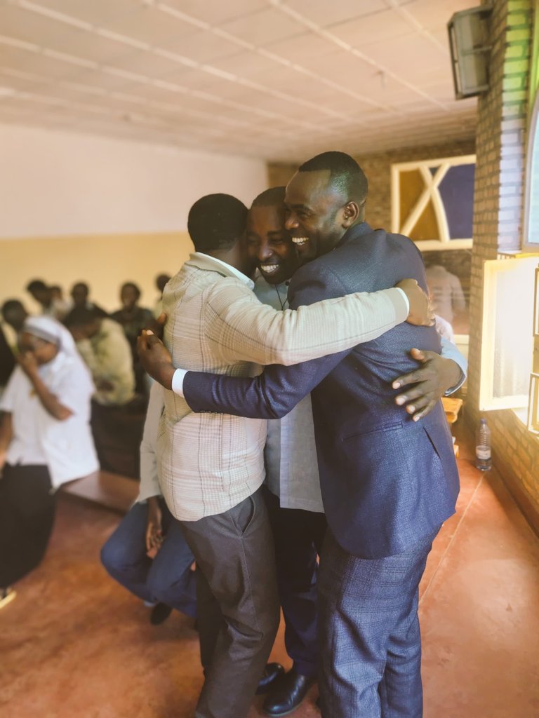 PUERI CANTORES KIGALI tweet media