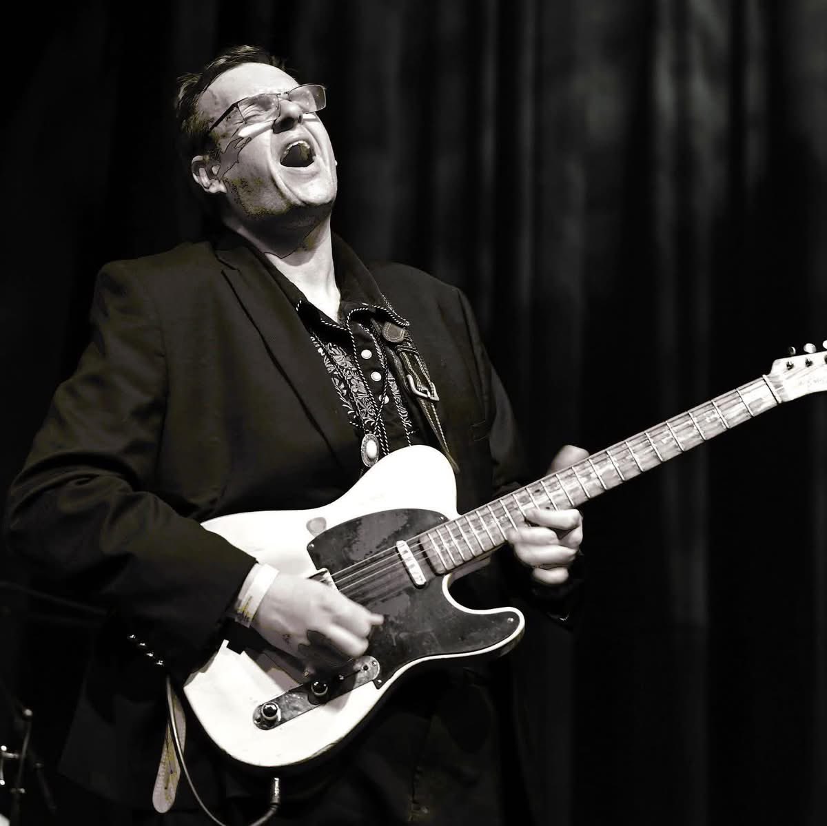 PalladinosJazzBluesBar tweet media