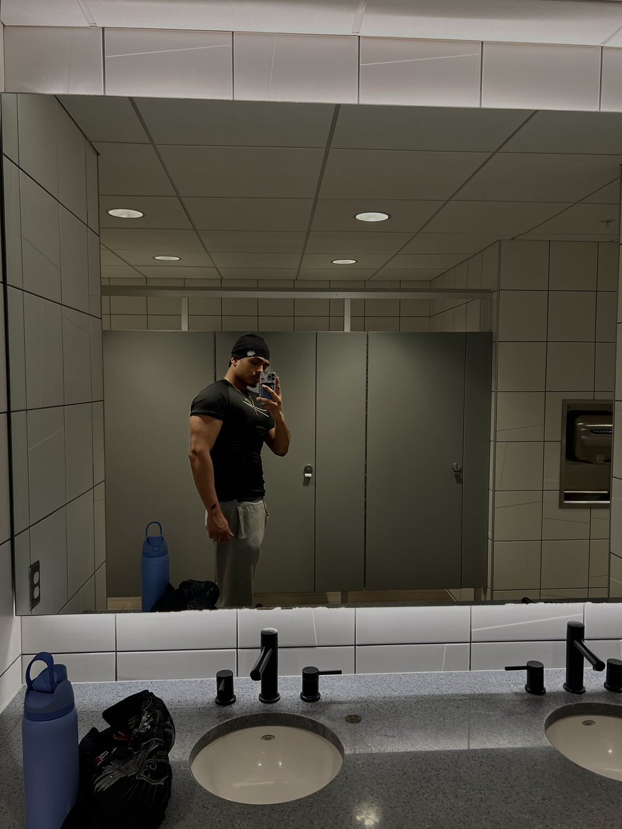 Heissito tweet media