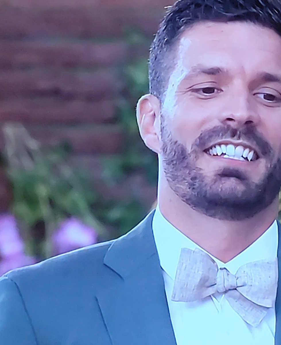 Flyee 🌙 tweet media