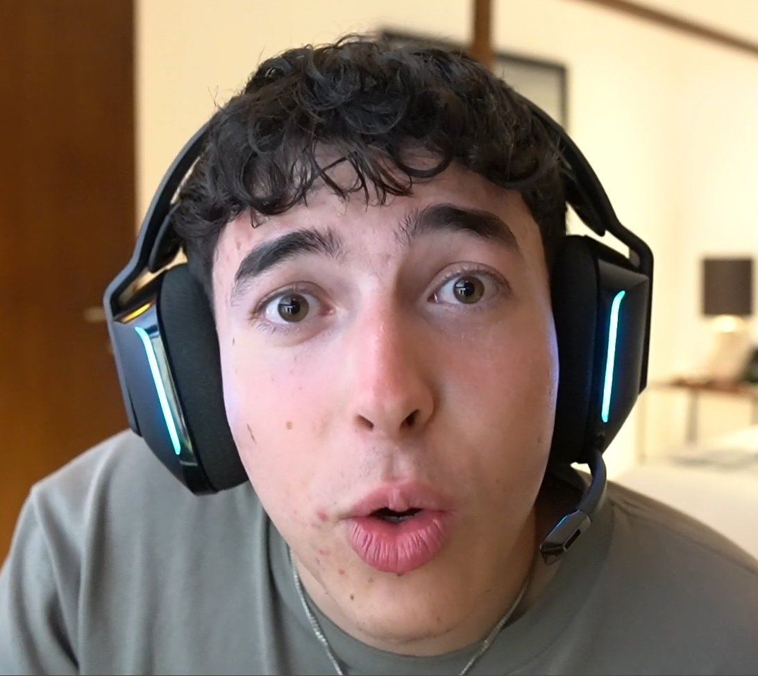Michel63_Twitch tweet media