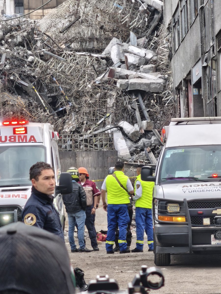 Red Capital tweet media