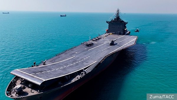 Osint613's tweet photo. BREAKING 🔴🔴

Report from Iran: The Iranian drone carrier “Bagheri Carrier” was struck directly by U.S. forces and subsequently sunk.

Still waiting for further confirmation. https://t.co/axWdac6OHQ