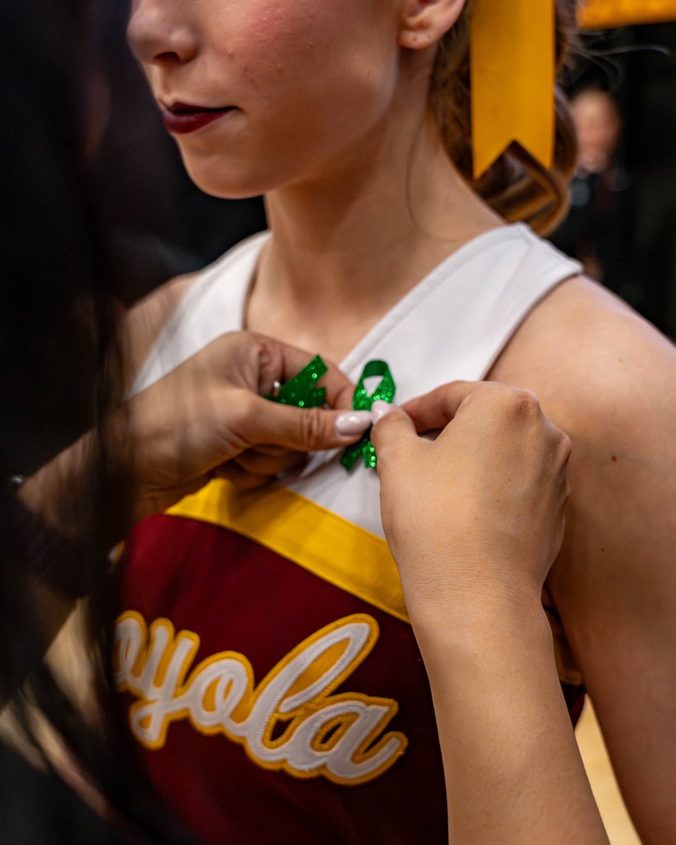 Loyola Men's Basketball tweet media