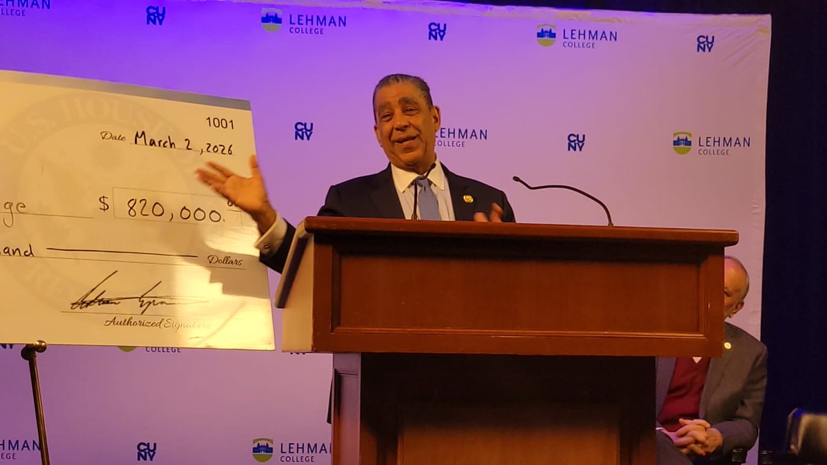 Adriano Espaillat tweet media