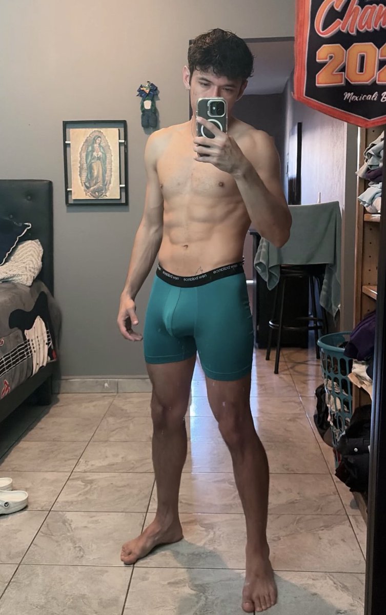 PaezAlexltbd's tweet photo. Morning💚☀️ https://t.co/8HwNehSlJj