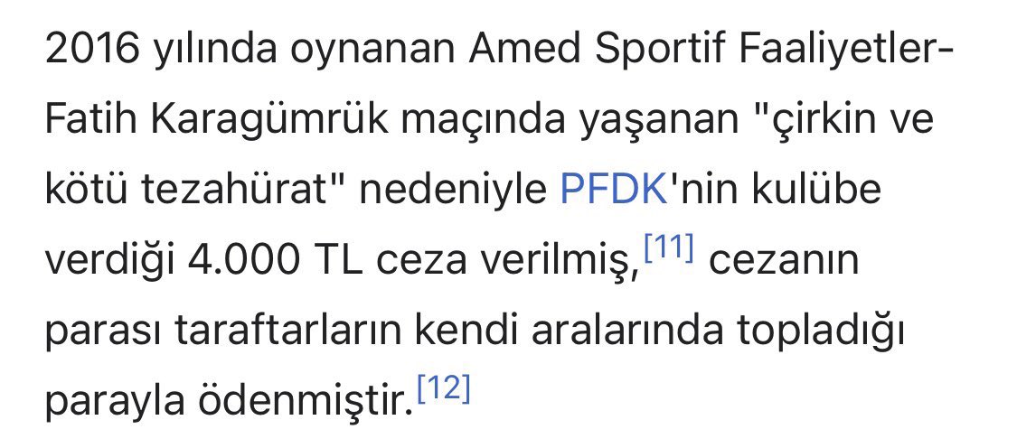 muratkamed's tweet photo. Dicle ve Hevsel tribünleri vardı. Taraftar grubu liderleri maç arasında gelip hepimizden para topladılar, taraftar cebindeki dolmuş parasını dahi vermişti. Ceza bu şekilde ödenmişti, takımın %90’ı bölge çocuklarından oluşuyordu. 

Deniz, Apo, Ferrari Tekin, Ercan, Kaptan, Sıddık, Önder, Caner, Mansur, Serkan, Erhan ve Yusuf… 

Tartışmasız Amedspor’un en güzel yılları… 

Çünkü tek çıkar Amedspordu…