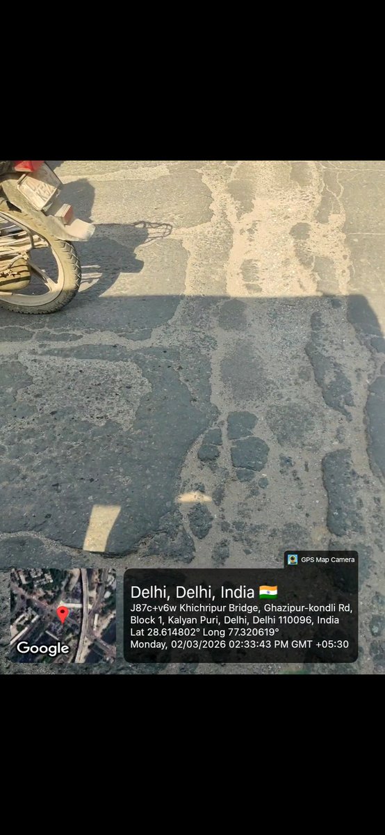 PrabalC63205765's tweet photo. Patch work required @DelhiPwd https://t.co/lDq8wuvfiP