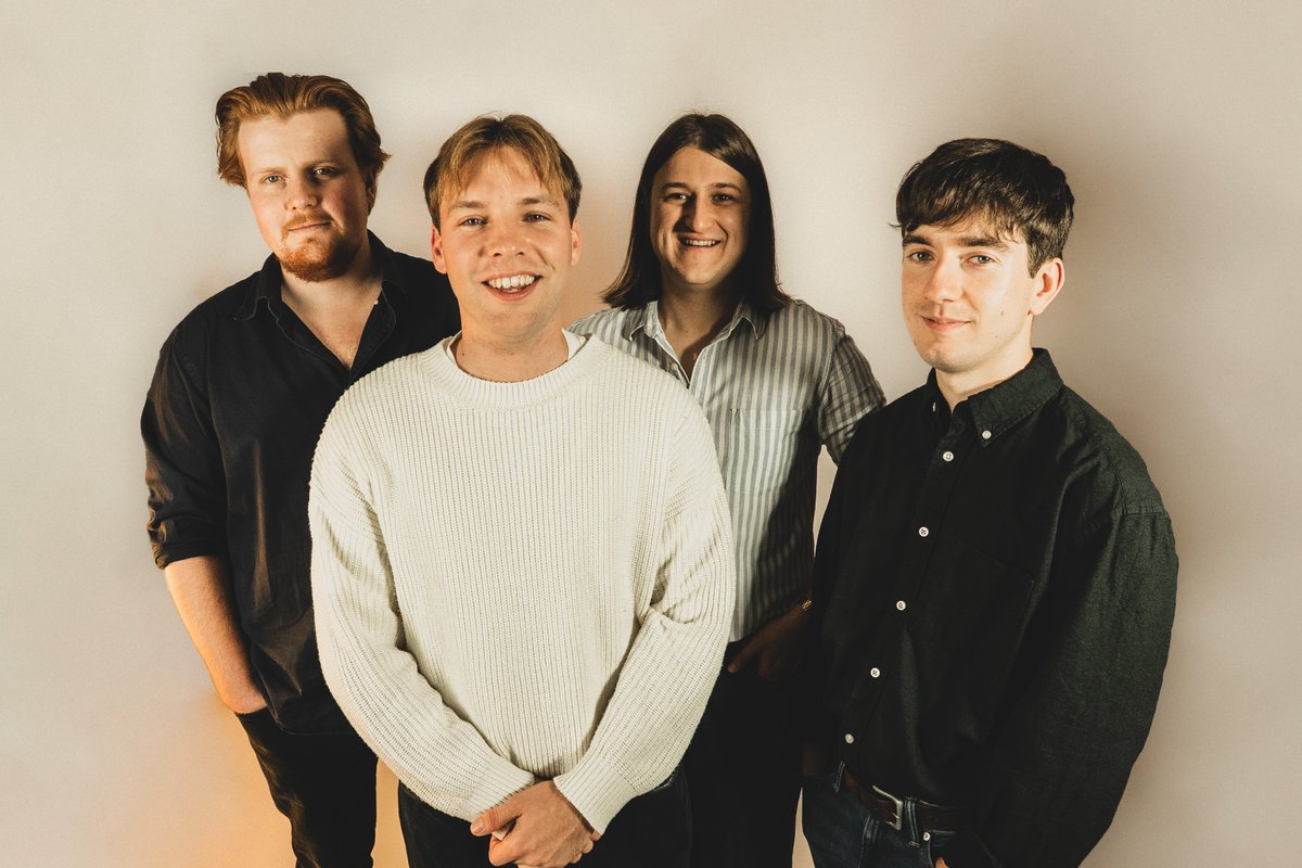 Stanleysband_'s tweet photo. RGM

"Like a coming-of-age film soundtrack. The beeping that opens the song gives a more unique introduction &amp; they take no time at all to launch straight into hefty vocals backed by progressive basslines."  @RGMMAGAZINE 

🗞️ https://t.co/tHtv1uV3kX

🔗 https://t.co/trj7Fw1izp https://t.co/8a32OyRpEC