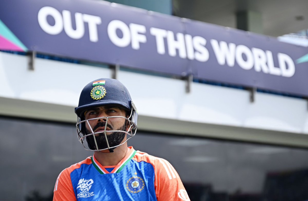 Most fifties in T20 World Cup knockouts for India:

5 - Virat Kohli (145.1 SR/ 6 inns)
1 - Rohit Sharma (139.2 SR/ 8 inns)
1 - Yuvraj Singh (129.8 SR/ 4 inns)
1 - Gautam Gambhir (125.3 SR/ 2 inns)
1 - Hardik Pandya (189.6 SR/ 3 inns)

#ViratKohli #T20WorldCup2026