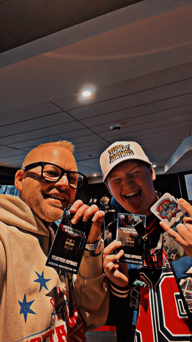 cruzctrlcollins's tweet image. My parents are #thebestintheworld fire 🔥 @wwe @onlocationexp #EliminationChamber was truly an unforgettable night #cruzcontrol #realcruzcontrol #wwe #WrestleMania #WWEEliminationChamber #WrestlingCommunity