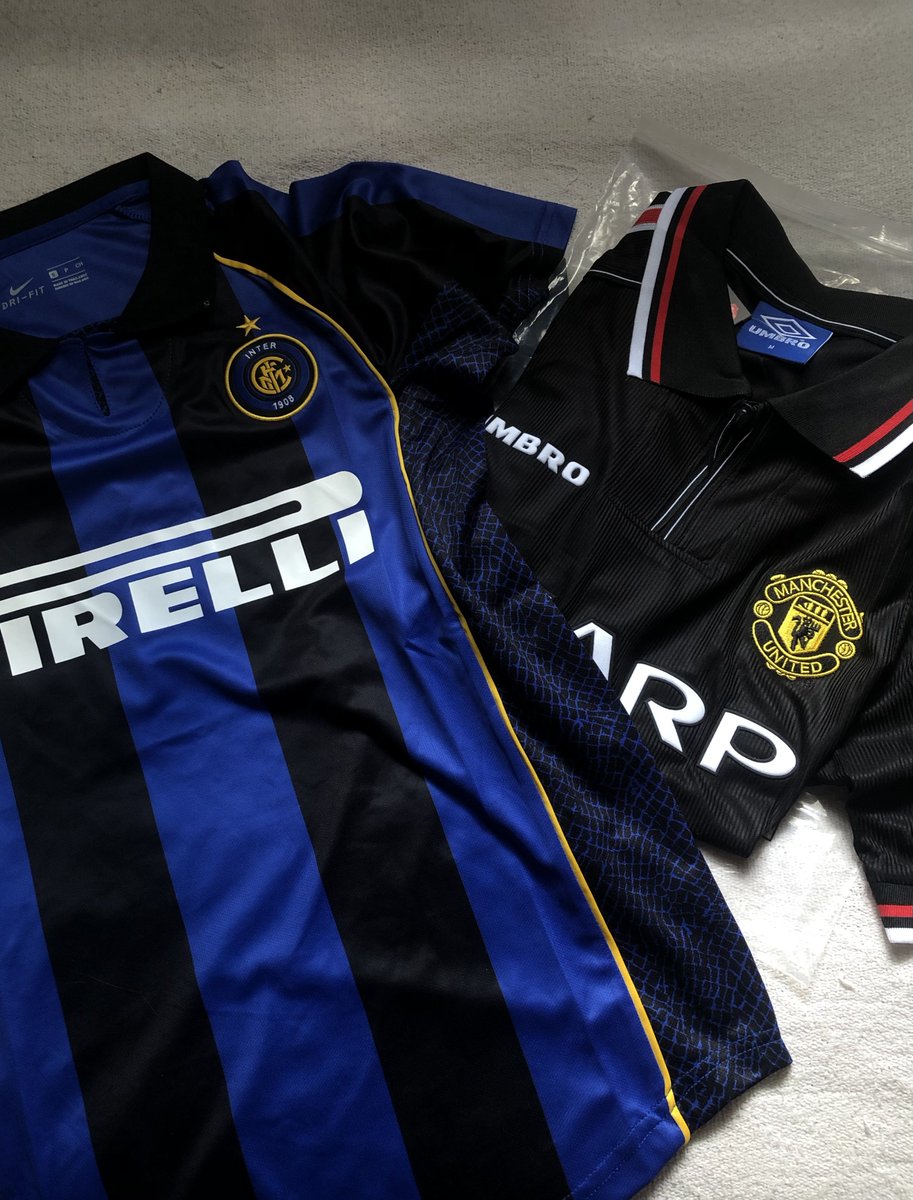 santicaseros's tweet photo. ¿Están buscando buenas camisetas?  🇨🇳✅

Les recomiendo mucho @sptkits73203 , baratas, calidad igual a la original y encima en 20 días están en tu casa.

su página 👉 https://t.co/3oJqKl4XUP https://t.co/nVimB9eC8V