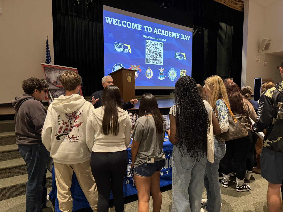 RepFranklin's tweet photo. Thank you to everyone who attended our #FL18 Academy Day presentation at George Jenkins High School. It was a great opportunity for students to learn about the mission of different service academies and the congressional nomination process.
Find more info here 👉: https://t.co/KKRROon5mV