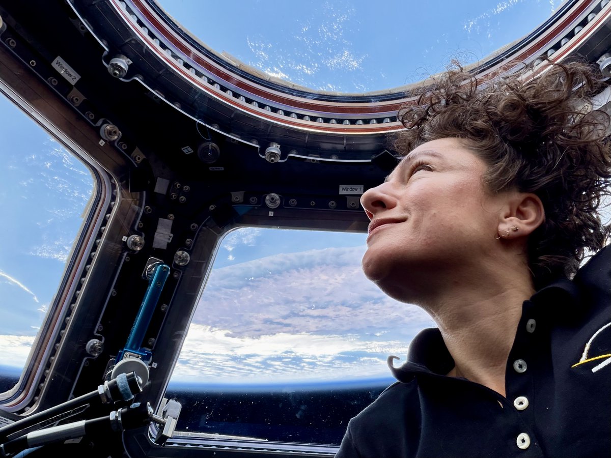 Jessica Meir tweet media