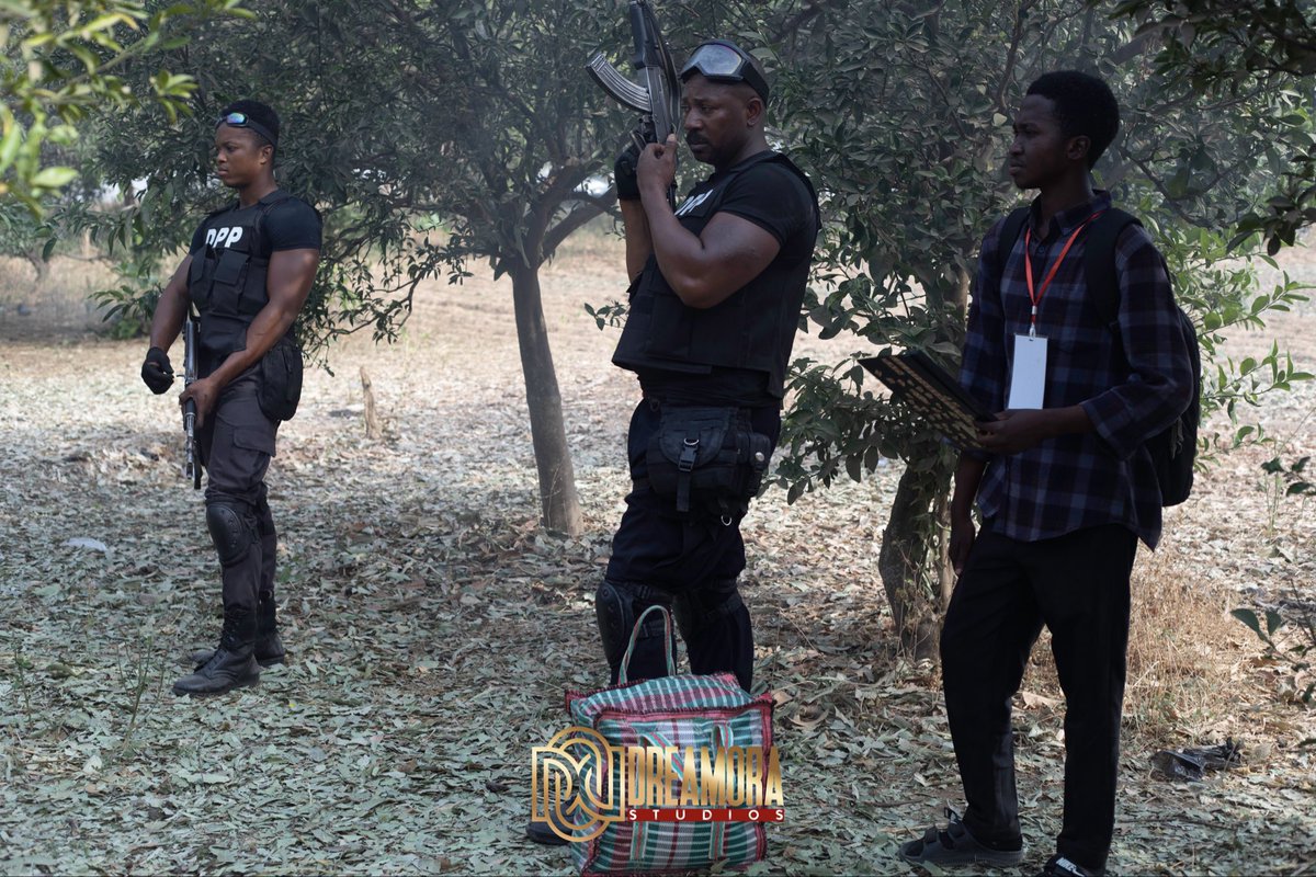 DreamoraStudios's tweet photo. On Set🔥🔥
#DUHUCOMINGSOON🔥
Directed by David Silver
Produced by Benjamin Bulus
A Film By Dreamora Studios.
#DUHU
#AfricanCinema
#NigerianFilm
#BehindTheScenes
#FilmInProduction
#StoriesThatMatter
#CinemaWithPurpose
#DreamoraStudios https://t.co/V0Ovu0gcuO