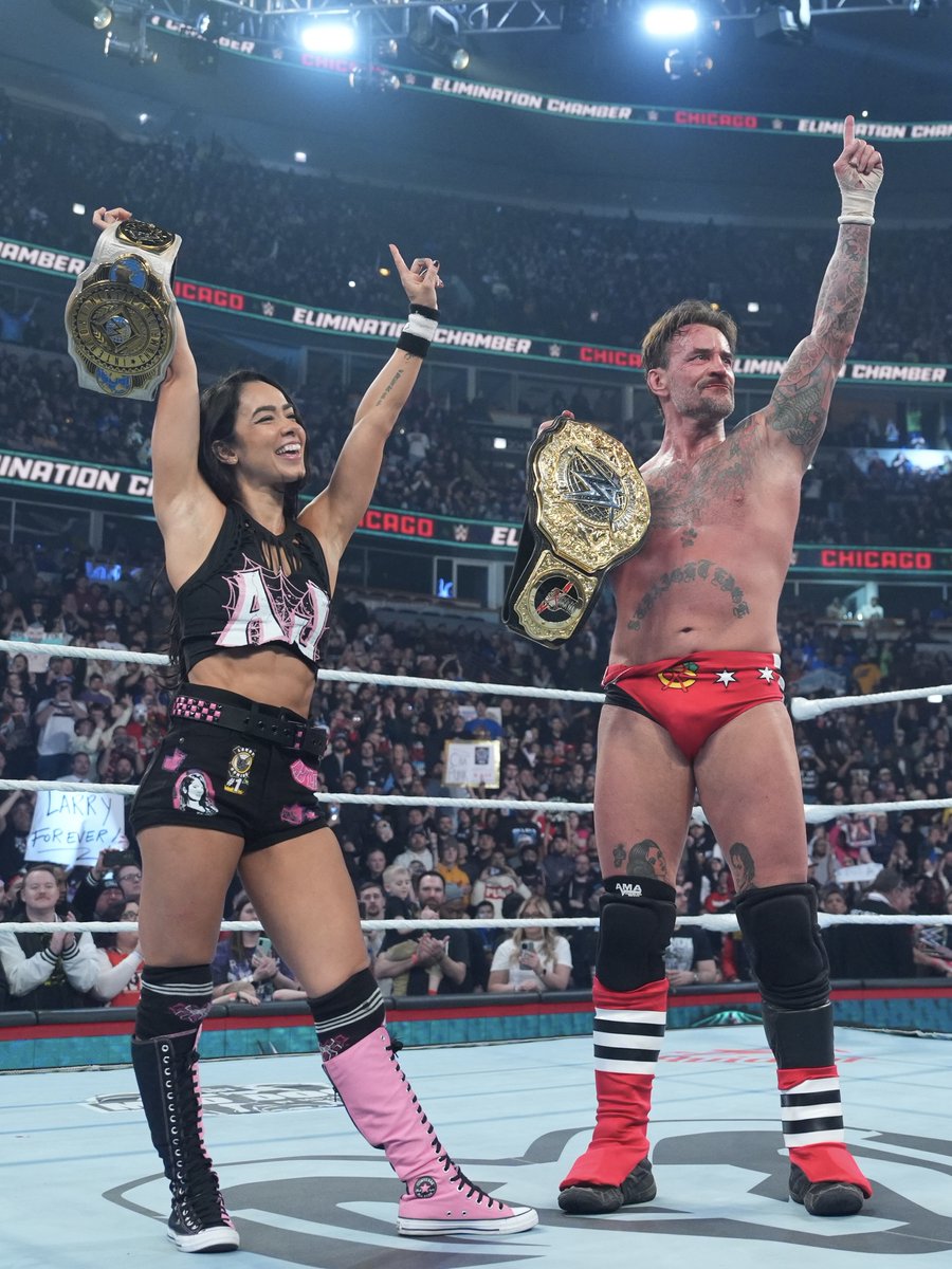 WWEItalia's tweet image. Notte titolata per @CMPunk e @TheAJMendez, ma cosa succederà STANOTTE a #WWERaw?

Non perderti il nuovo episodio dello show, live con commento in italiano, a partire dalle 2:00 su @discoveryplusIT! #DiscoveryPlus