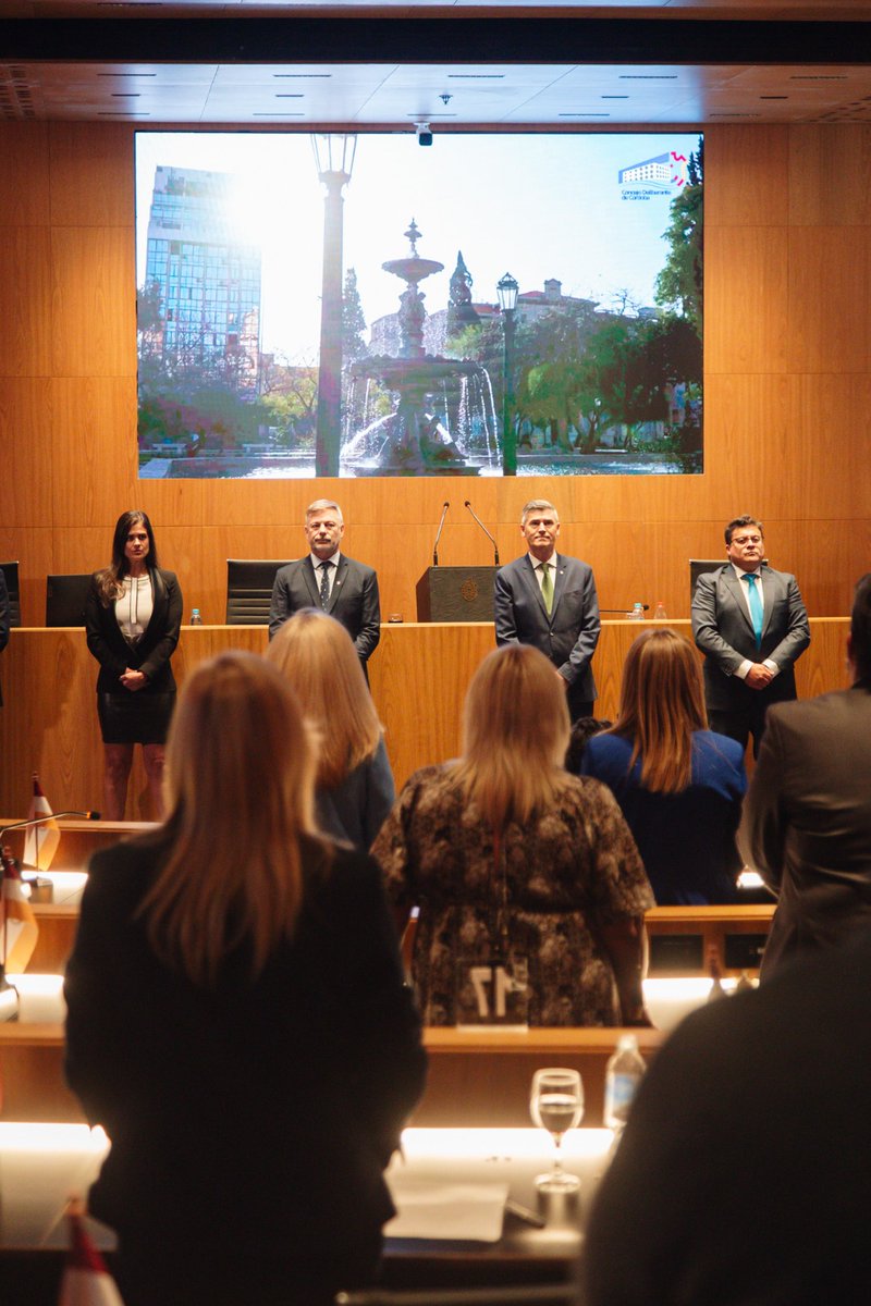 En la Apertura de Sesiones del Concejo Deliberante <a href="/PasseriniOk/">Daniel Passerini</a>  renovó su compromiso con los cordobeses. 
Entendemos la gestión cerca de los vecinos, en cada rincón de la ciudad, para brindar soluciones, generar posibilidades y garantizar el acceso a derechos. #ConcejoCBA2026