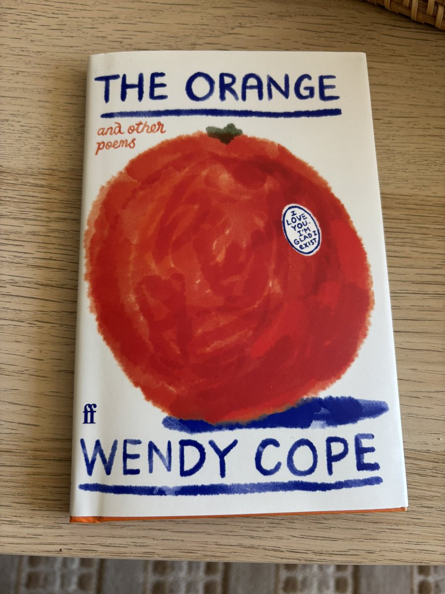 AngelAwon_0508's tweet photo. After hearing Sangwon read a poem from The Orange and other poems, I bought the book myself.
Here is a thread of what poems I see the boys as. Enjoy!
#ALPHADRIVEONE #TheOrange #TheOrangeAndOtherPoems #WendyCope 📖🍊 https://t.co/aKe0u14uwU