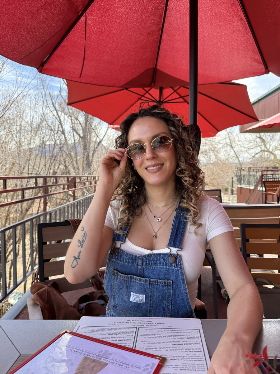 Adriana Vasquez tweet media